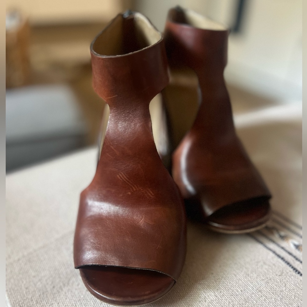 MARSÈLL Bolla Genuine Leather Peep Toe Wedge